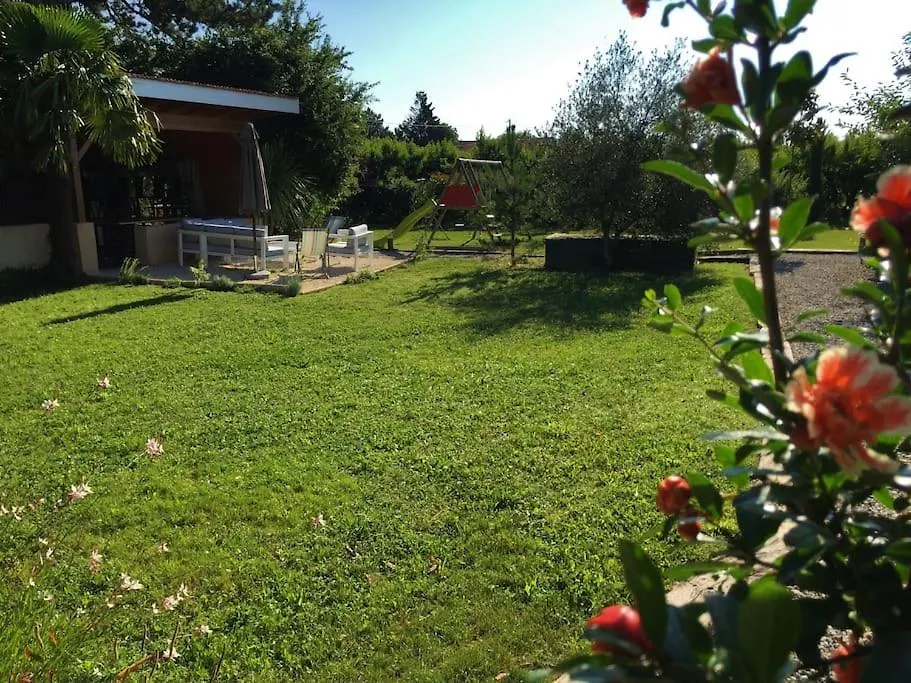 Grande Maison De Charme Avec Piscine Au Coeur Des Vergers Et Vignobles La Roche-de-Glun 0*,