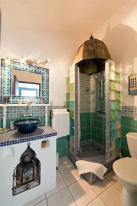 Grande Maison De Charme Avec Piscine Au Coeur Des Vergers Et Vignobles La Roche-de-Glun Holiday home