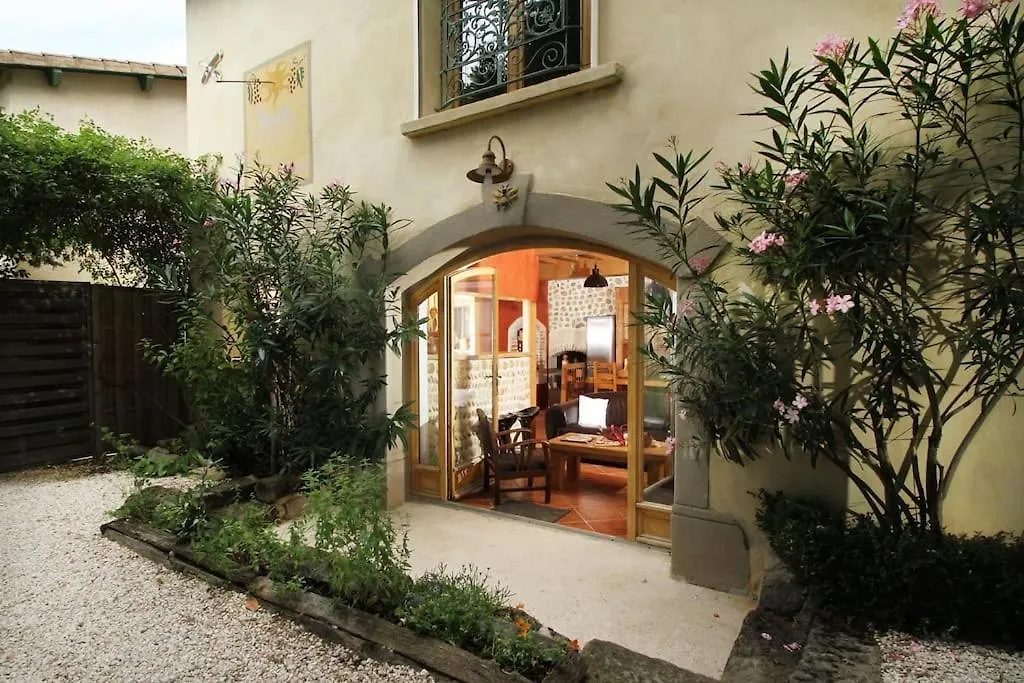 Grande Maison De Charme Avec Piscine Au Coeur Des Vergers Et Vignobles La Roche-de-Glun 0*,  France